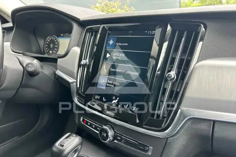2018 Volvo V90