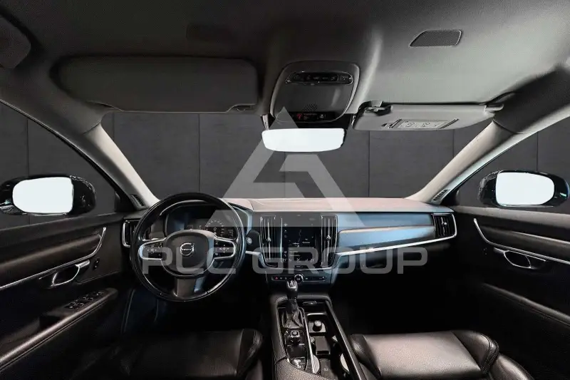 2018 Volvo V90
