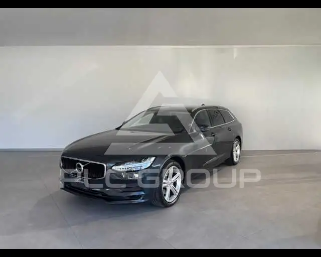 2018 Volvo V90