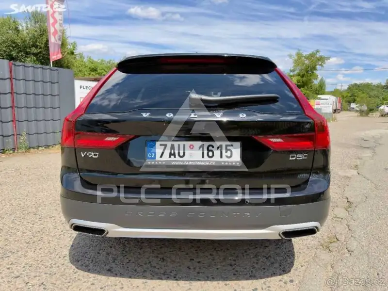 2018 Volvo V90