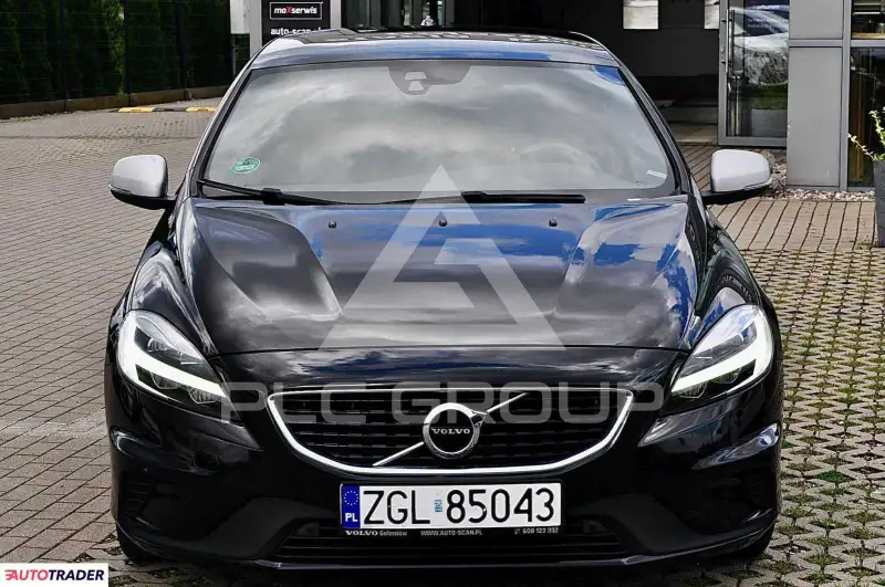 2018 Volvo V40