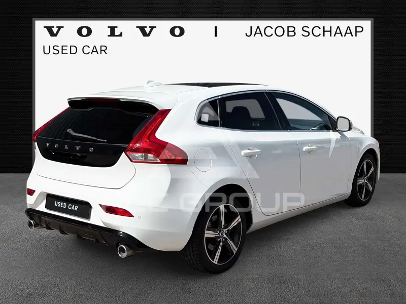 2018 Volvo V40