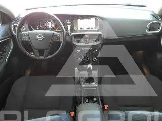 2018 Volvo V40