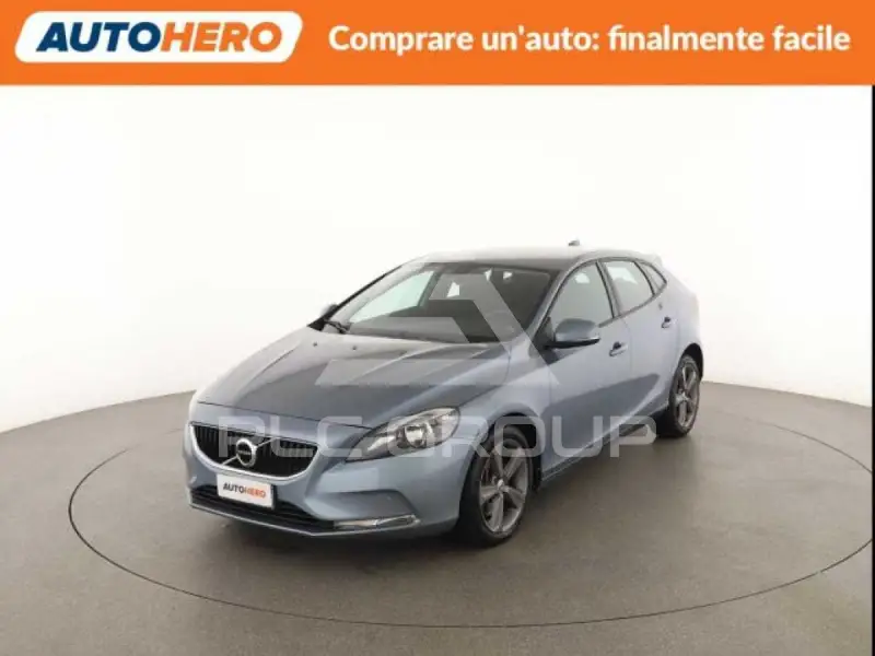 2018 Volvo V40