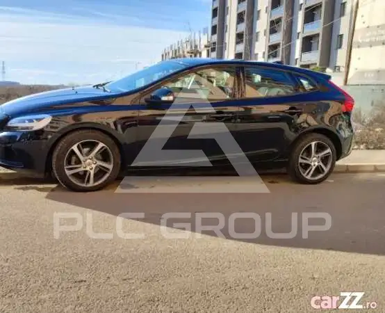 2018 Volvo V40