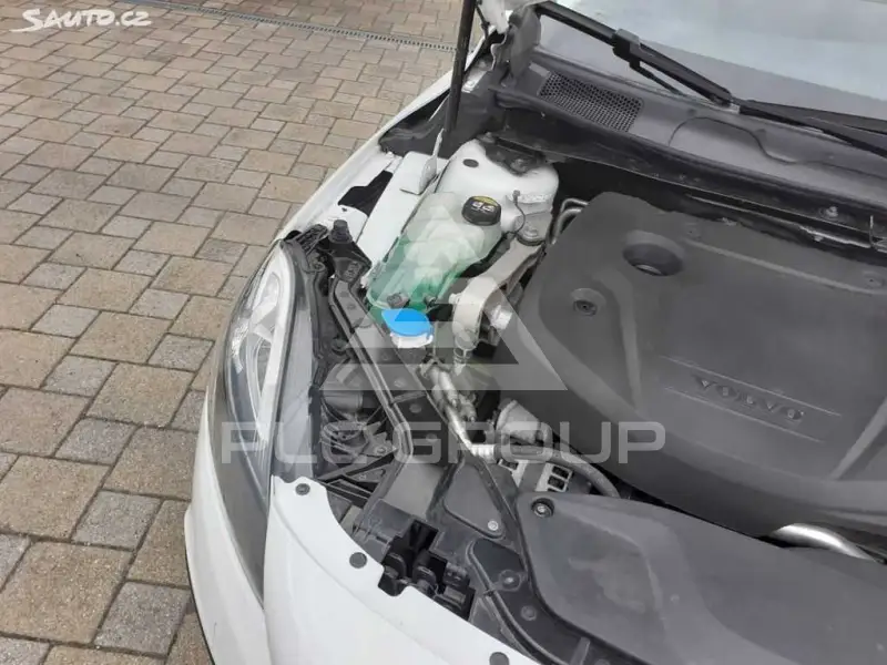 2018 Volvo V40