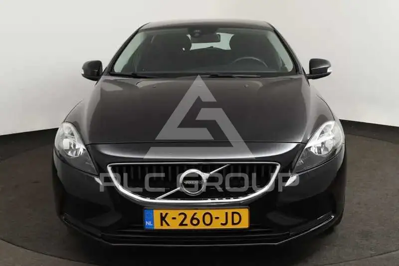 2018 Volvo V40