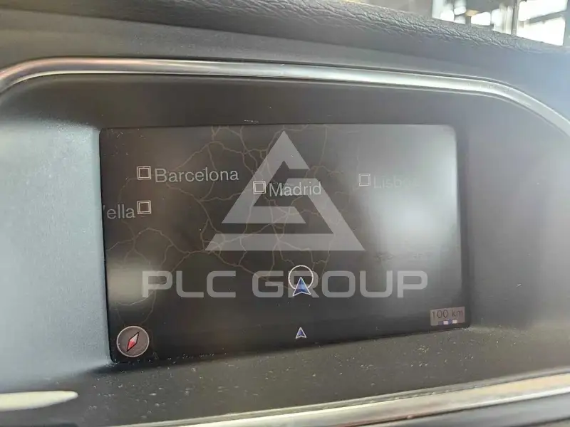 2018 Volvo V40