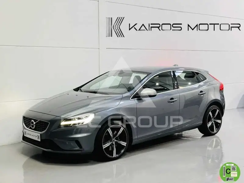 2018 Volvo V40