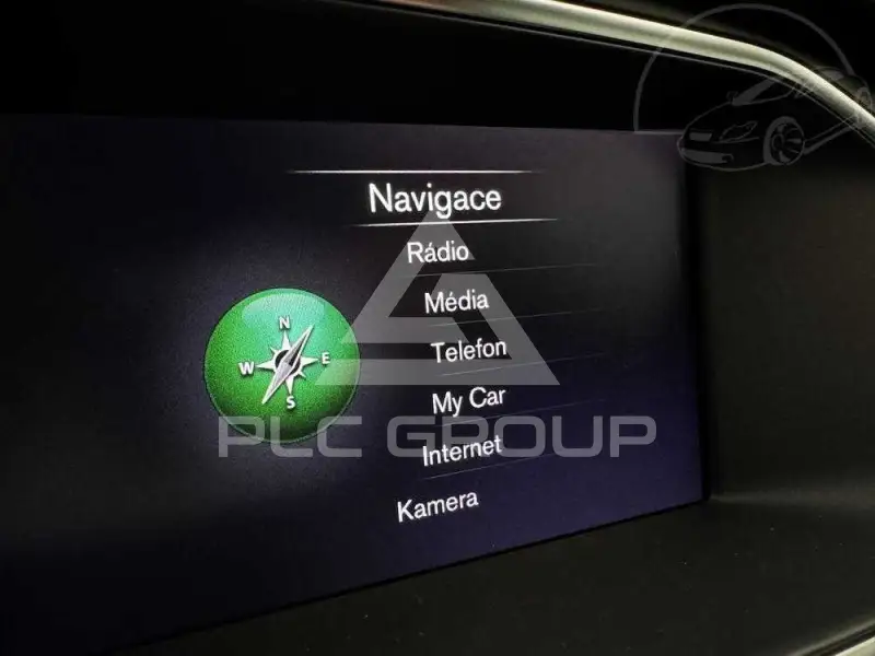 2018 Volvo V40