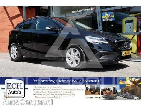 2018 Volvo V40