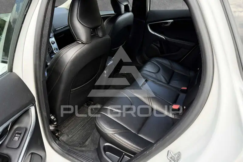2018 Volvo V40
