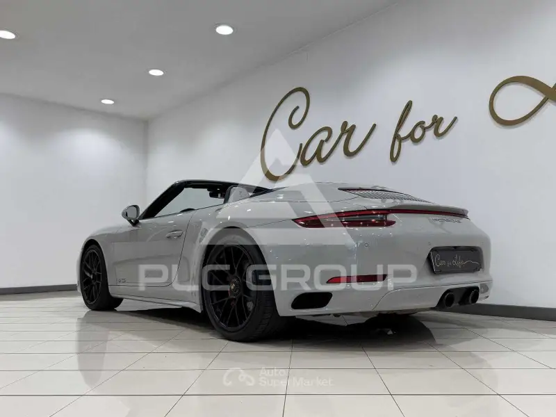 2018 Porsche 911