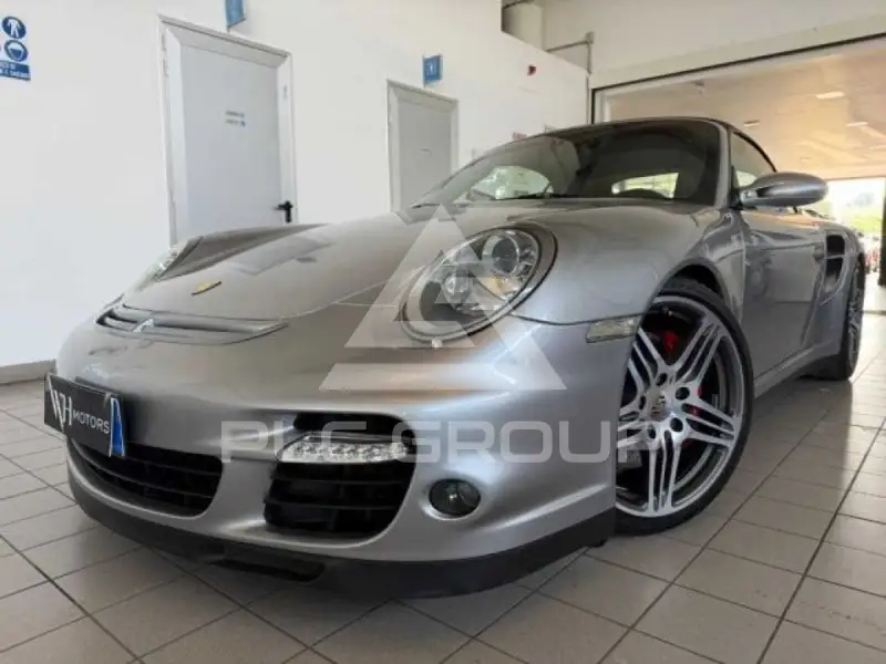 2018 Porsche 911