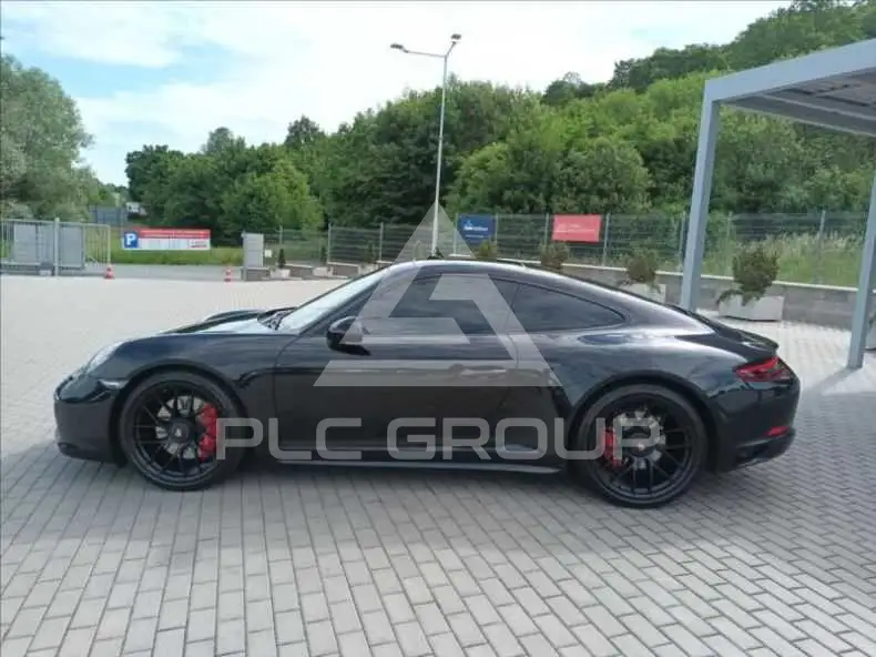 2018 Porsche 911