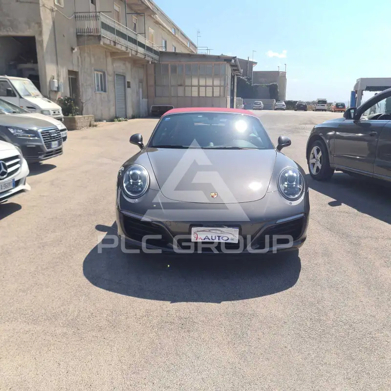 2018 Porsche 911