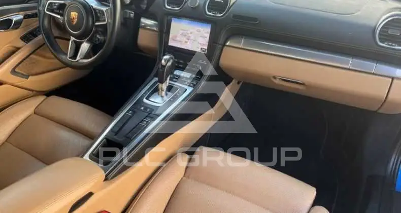 2018 Porsche Cayman
