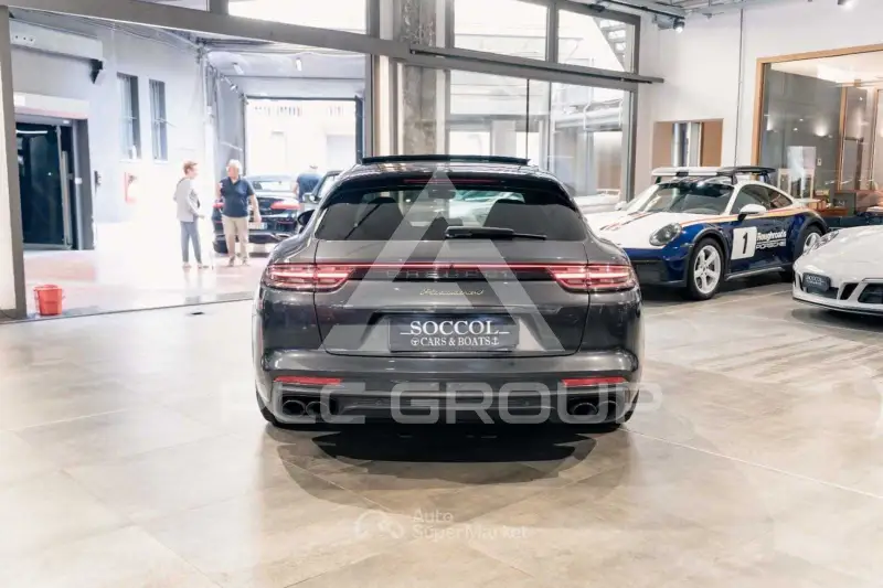 2018 Porsche Panamera