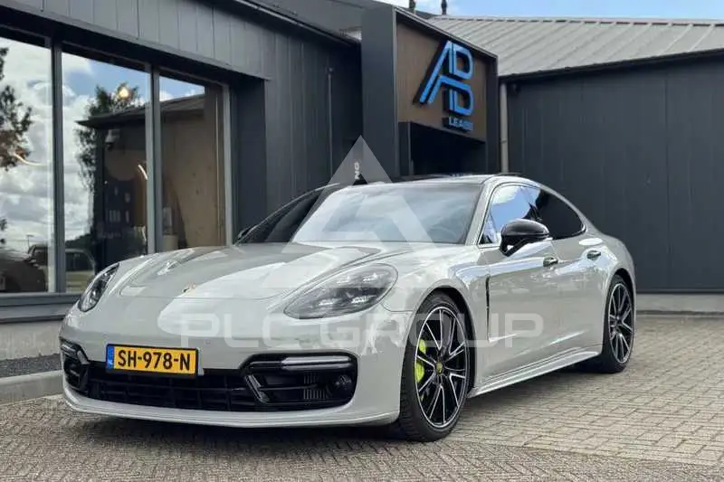 2018 Porsche Panamera