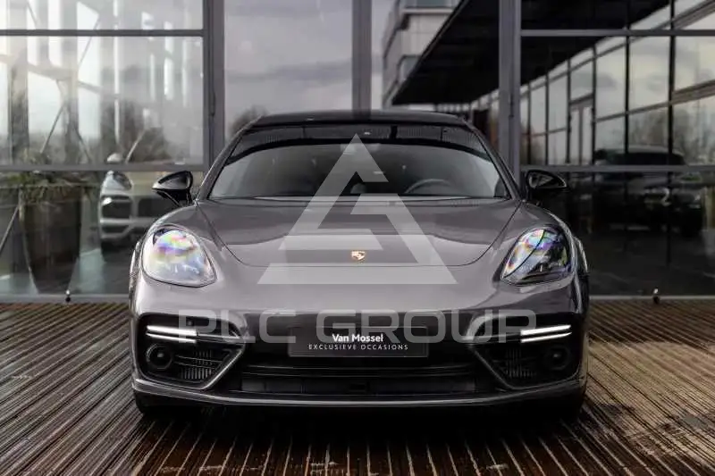 2018 Porsche Panamera