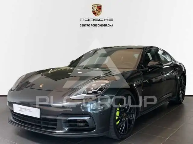 2018 Porsche Panamera