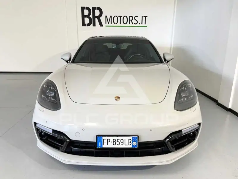 2018 Porsche Panamera