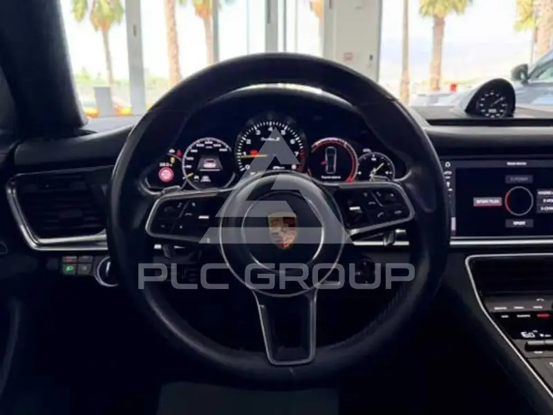 2018 Porsche Panamera