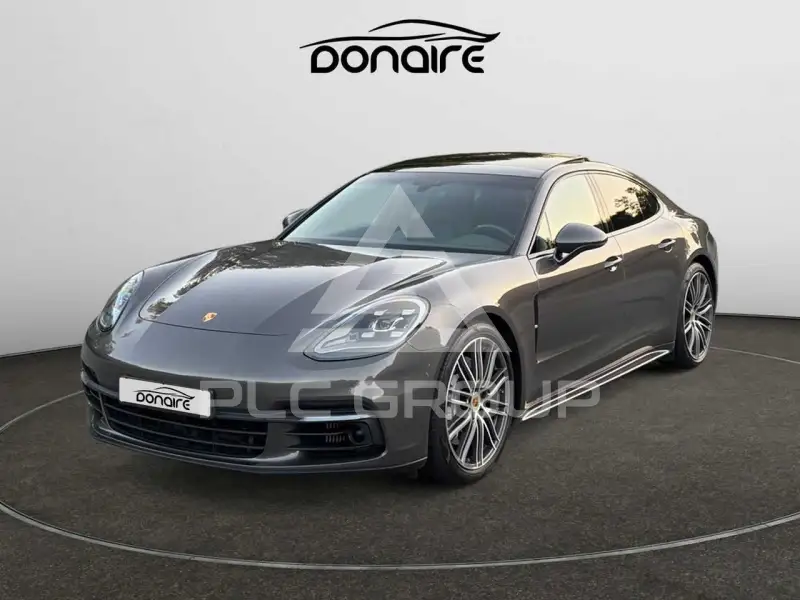 2018 Porsche Panamera