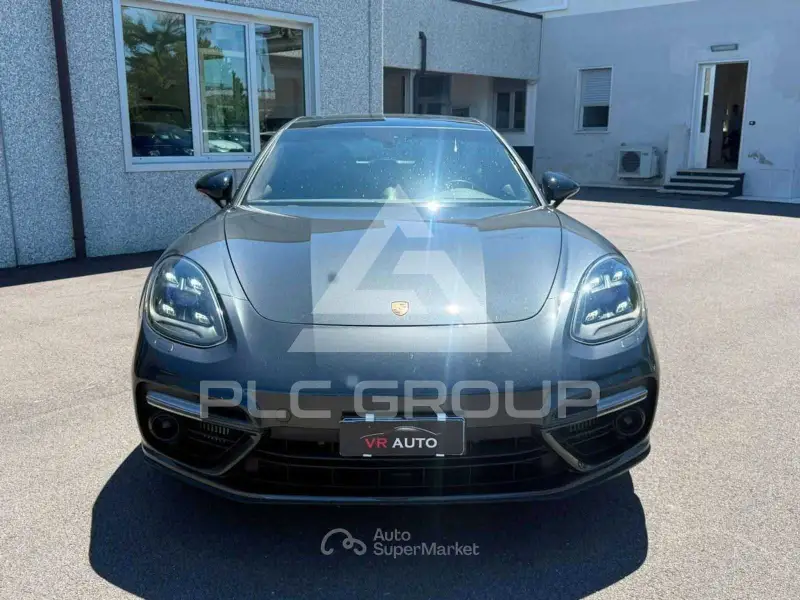 2018 Porsche Panamera