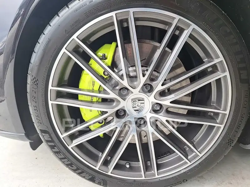 2018 Porsche Panamera