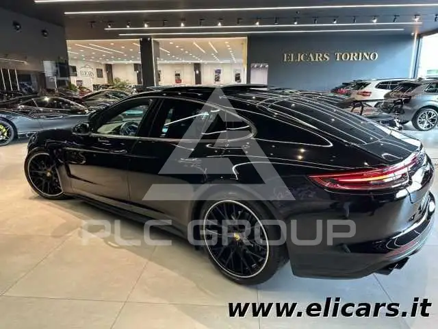 2018 Porsche Panamera
