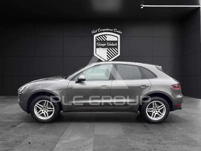 2018 Porsche MACAN