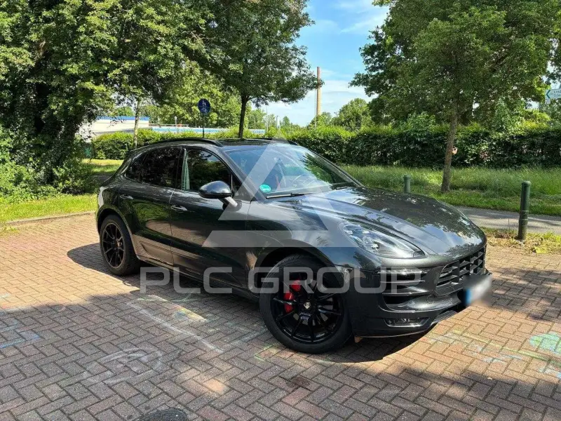 2018 Porsche MACAN