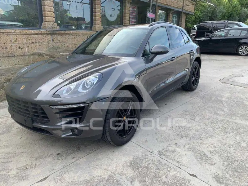2018 Porsche MACAN