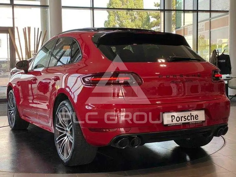 2018 Porsche MACAN