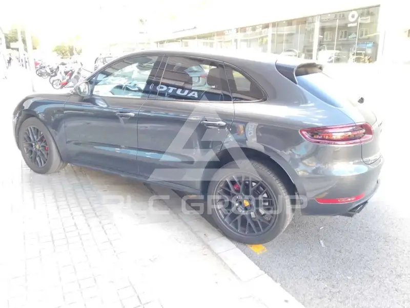 2018 Porsche MACAN