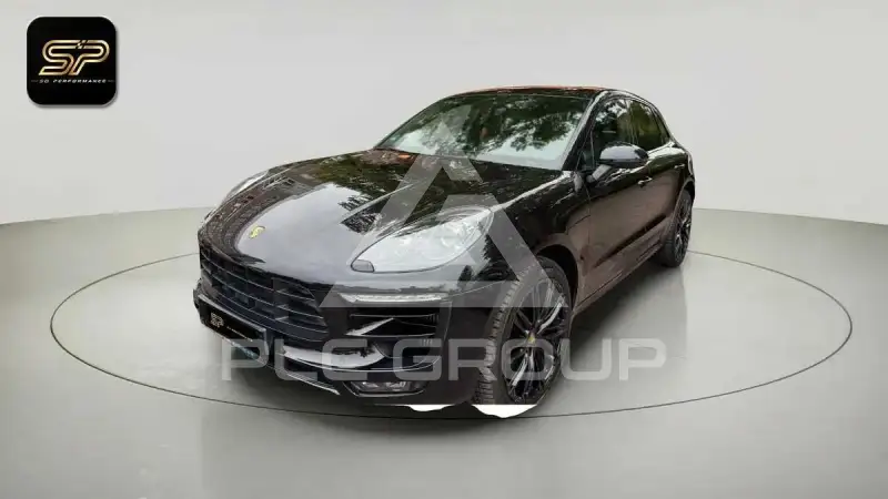 2018 Porsche MACAN