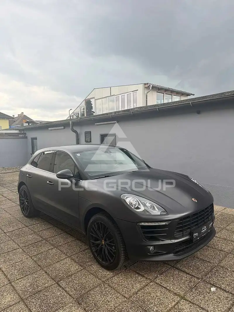 2018 Porsche MACAN