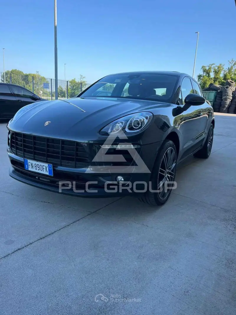 2018 Porsche MACAN