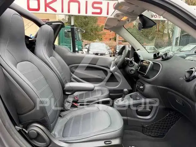 2018 Smart City Cabrio
