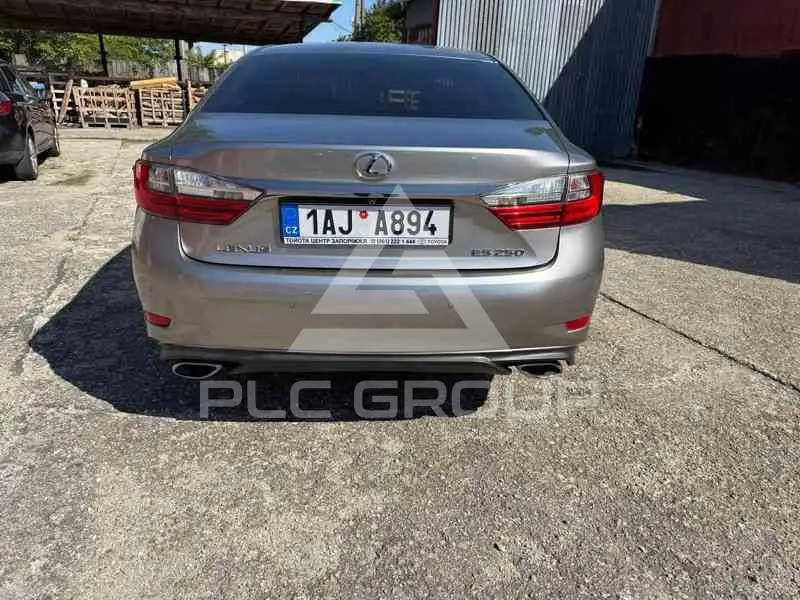 2018 Lexus ES