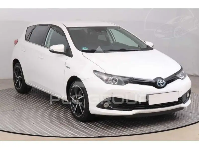 2018 Toyota AURIS