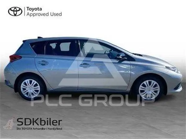 2018 Toyota AURIS
