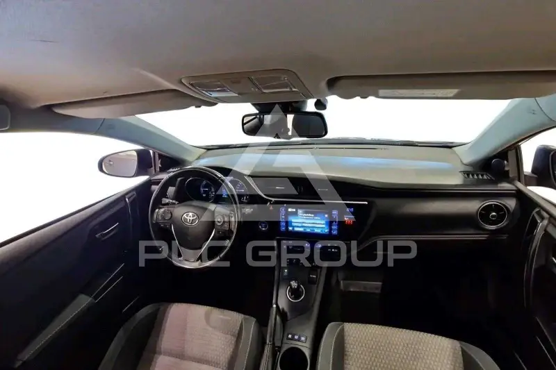 2018 Toyota AURIS