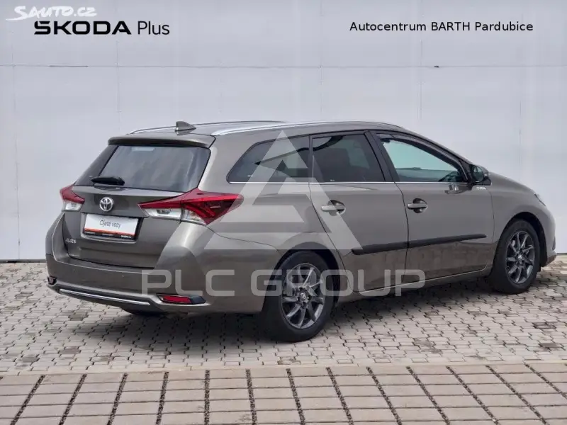 2018 Toyota AURIS