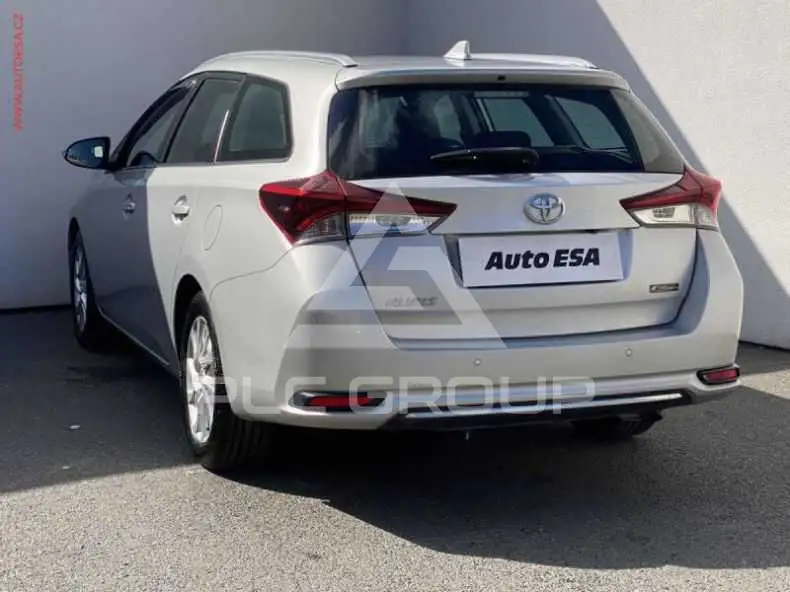 2018 Toyota AURIS