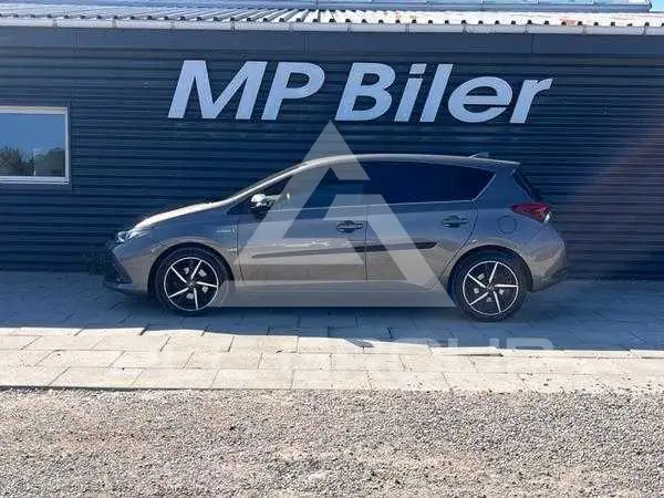 2018 Toyota AURIS