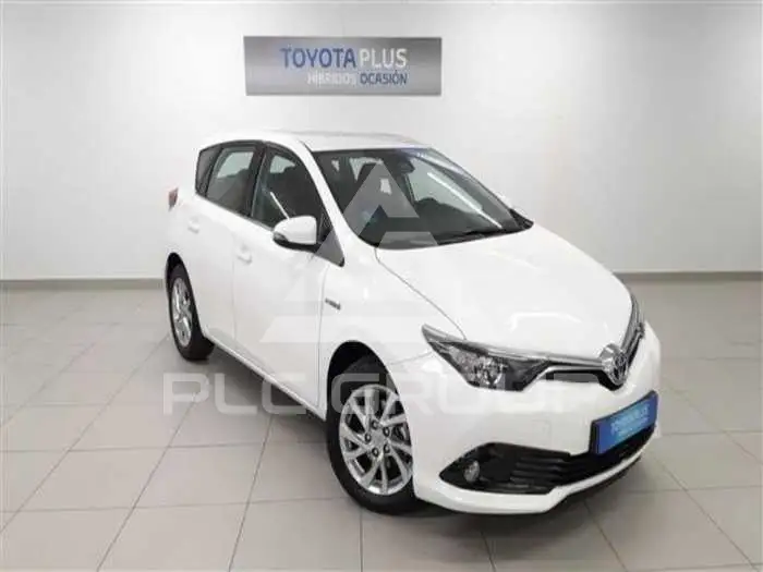 2018 Toyota AURIS