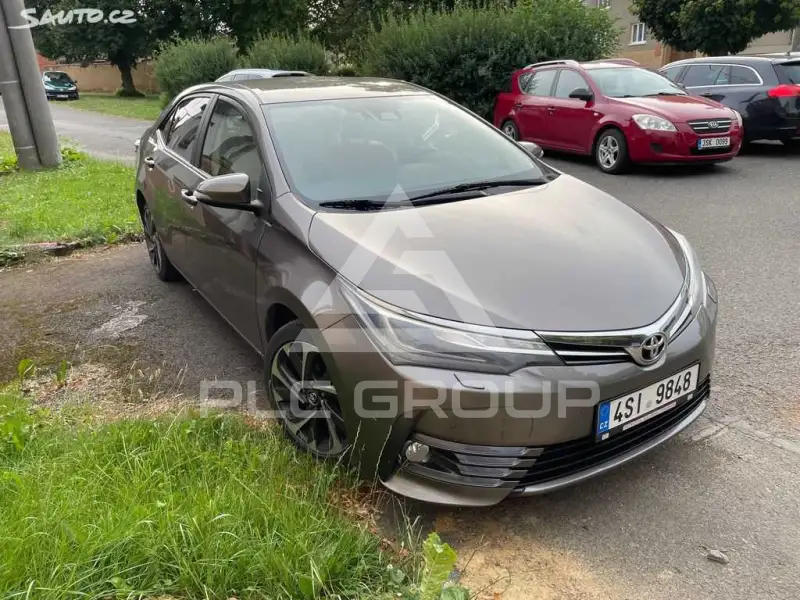 2018 Toyota COROLLA