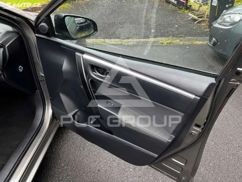 2018 Toyota COROLLA